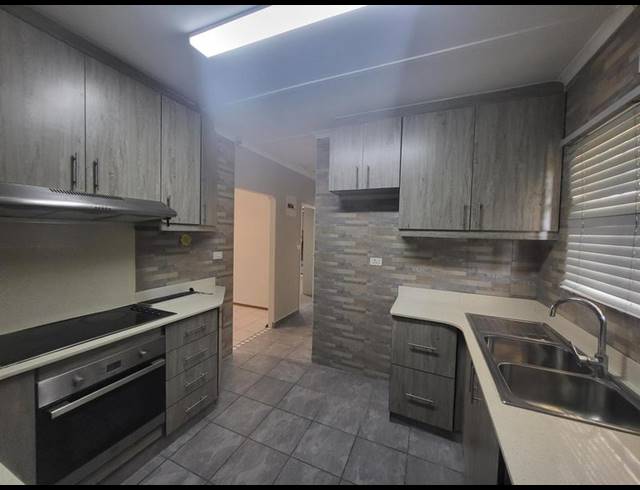 2 BEDROOM PROPERTY TO RENT IN DAWNCREST